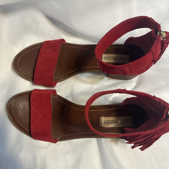 Steve Madden Red Darcie Women's Sandles US Size 7.5 Leather Upper Zipper Back - Picture 12 of 12